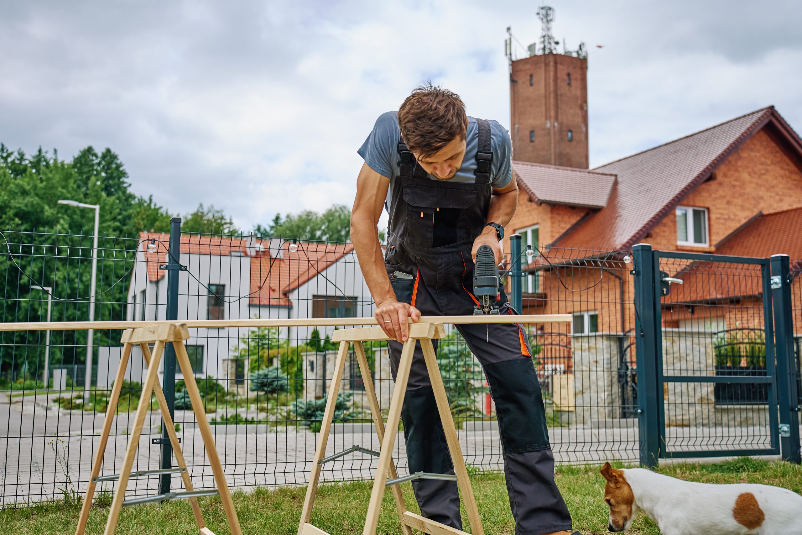 Why Professional Fence Installation Saves You Time and Money